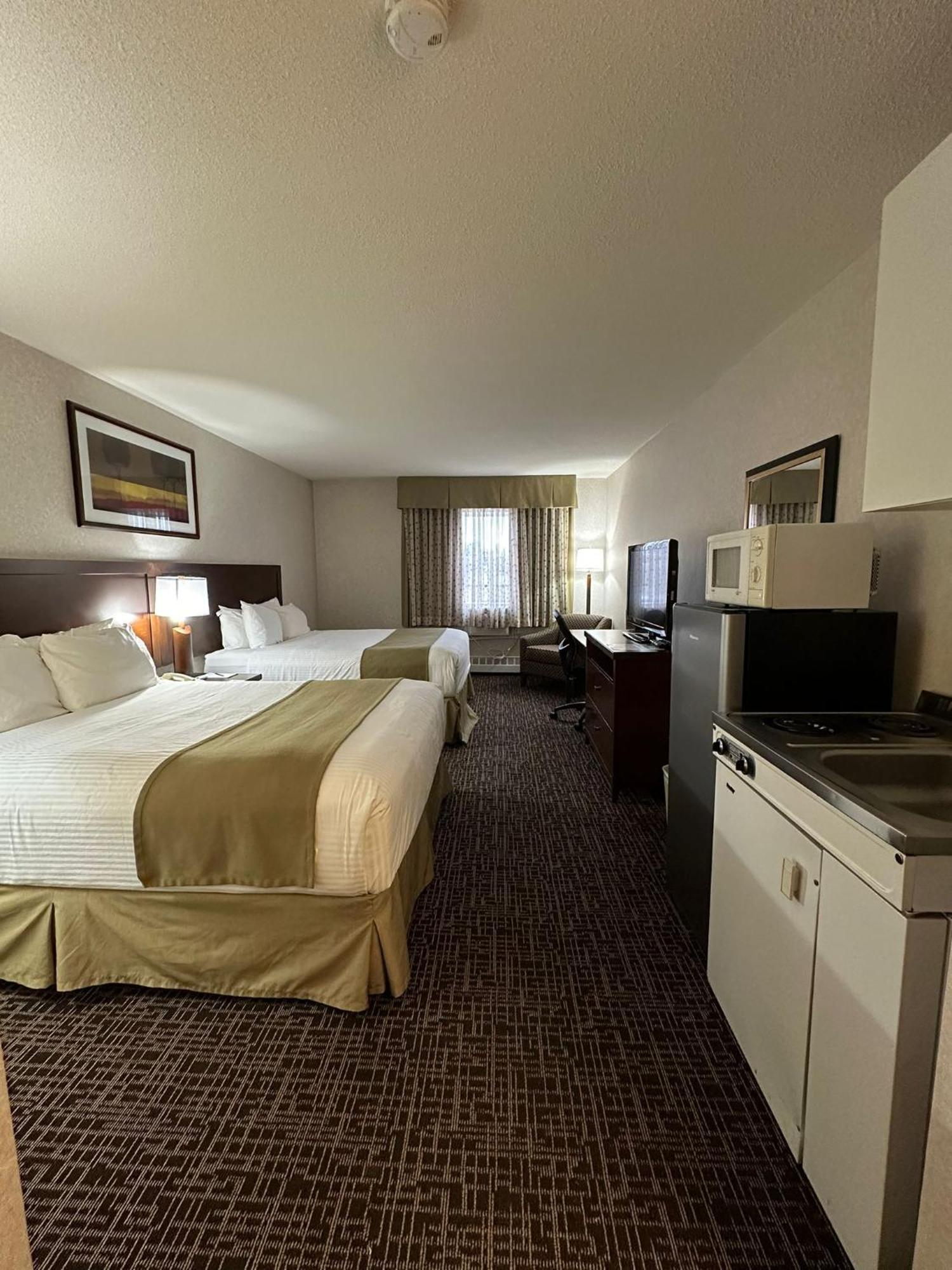Coast Fort St John Hotel Fort St. John Екстериор снимка
